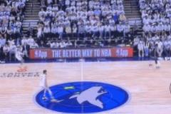 SGA突然魚(yú)躍倒地，裁判竟無(wú)故吹罰愛(ài)德華茲犯規(guī)？