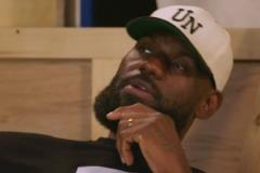 詹姆斯：季后賽強(qiáng)度提升引爭議，希望全賽季都能如此