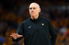 卡萊爾：與尼克斯的對決充滿尊重，高度認(rèn)可他們的競爭精神和球迷熱情