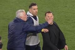 加拉塔薩雷主帥怒斥穆帥：整賽季都在哭泣，行為不符執(zhí)教水準