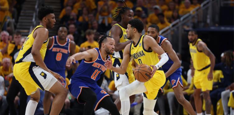 哈里伯頓季后賽半場創(chuàng)歷史！20+10+5零失誤領(lǐng)跑！