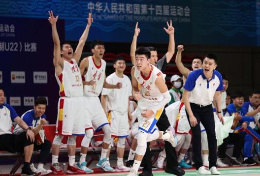 周琦加盟遼寧隊 胡金秋攜手共進 600萬高薪引關(guān)注