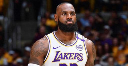 Shams：詹姆斯或?qū)⑦x擇球員選項，湖人再戰(zhàn)一年