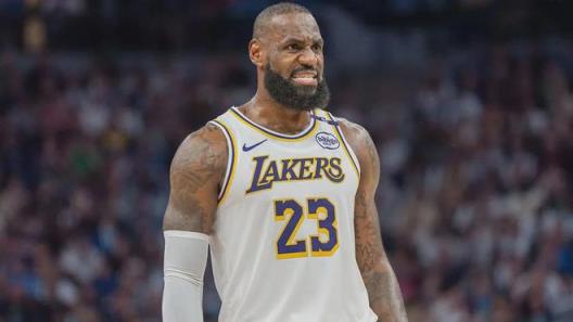 湖人簽 down 克拉克斯頓和尼克爾·亞歷山大·沃克，內(nèi)線鋒線問題迎刃而解