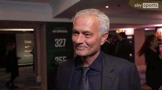 穆里尼奧：切爾西應(yīng)專注歐冠，但需警惕貝蒂斯挑戰(zhàn)