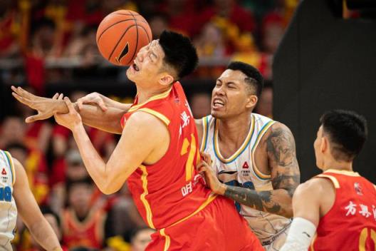 CBA聯(lián)賽弊端引熱議，同曦核心袒露真實(shí)情況，改革迫在眉睫