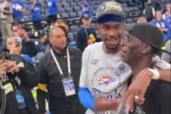 老爸展示西決MVP獎杯，亞歷山大：別當這是你的