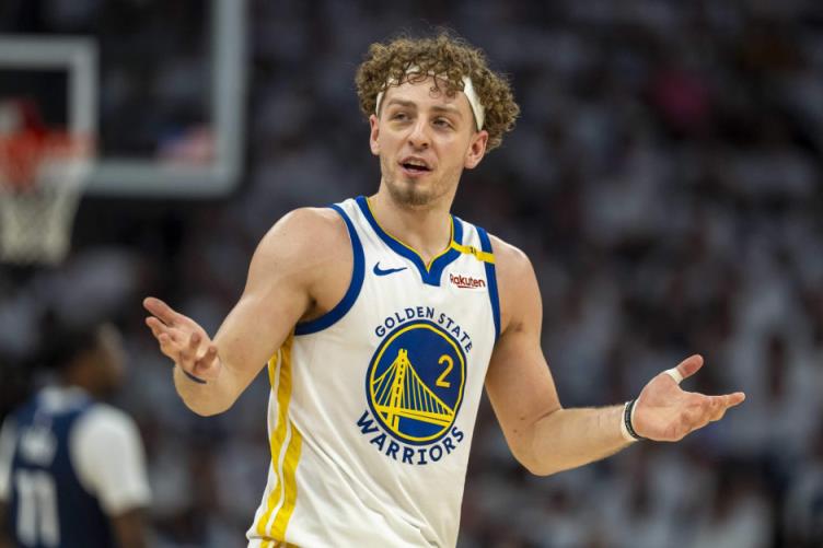 勇士官方：波杰姆斯基左手腕清創(chuàng)手術(shù)成功，有望參加新賽季訓(xùn)練營