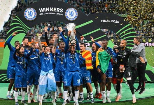 切爾西歷史性首奪歐協(xié)聯(lián)冠軍，4-1逆轉(zhuǎn)創(chuàng)歐洲歷史第一，伯利賭對了全滿貫之路