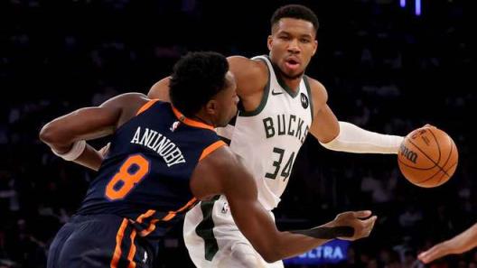 尼克斯或成字母哥交易關(guān)鍵，比爾·西蒙斯拋出三方交易重磅方案