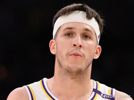 Eric：里夫斯不會(huì)與湖人提前續(xù)約，他渴望獲得更大的合同