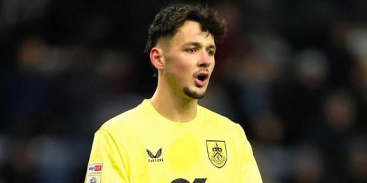 英媒：特拉福德英冠45場失16球，曼聯(lián)或引進(jìn)他取代奧納納