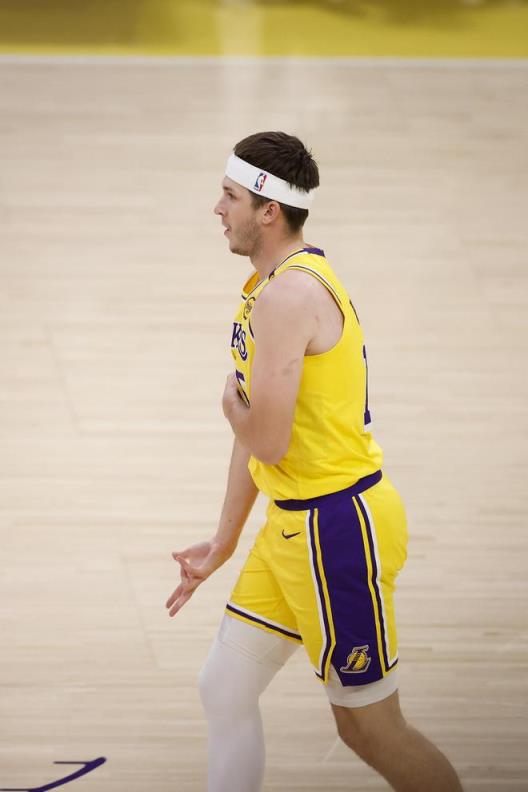 記者：里夫斯幾乎肯定拒絕球員選項(xiàng)，尋求3000萬起薪合同