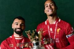 利物浦公布球員冠軍定妝照：薩拉赫與范迪克同框，阿諾德未出現(xiàn)在照片中