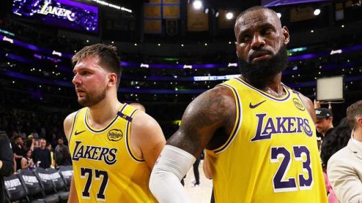 詹姆斯和東契奇為湖人隊帶來的獨特“雙時間線”問題分析