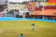 全運(yùn)會(huì)賽場(chǎng)意外受傷 球員怒斥對(duì)手行為惡劣