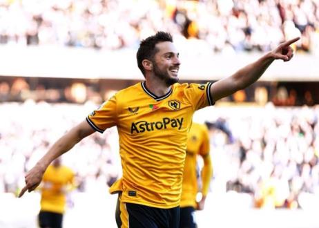 薩拉維亞或?qū)⒅胤等S利亞，渴望在西甲踢球