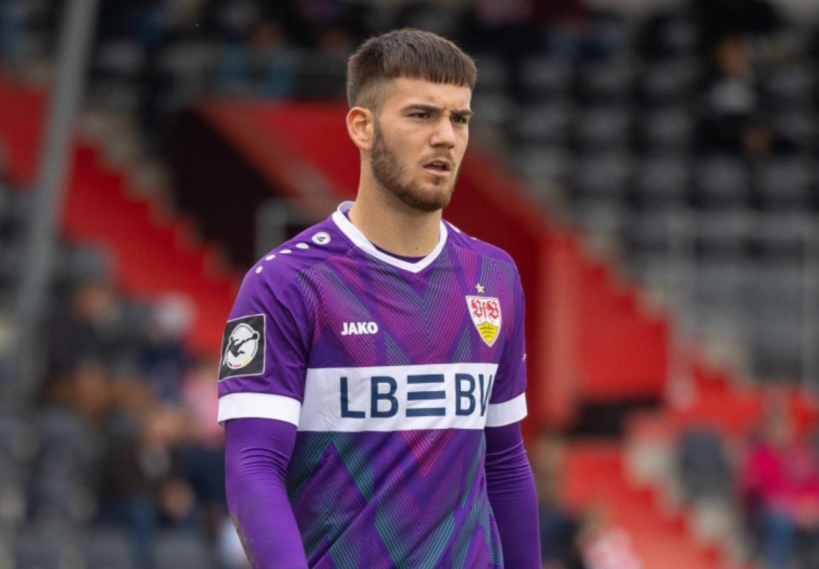 斯圖加特門將丹尼斯-賽門租借加盟德乙帕德博恩