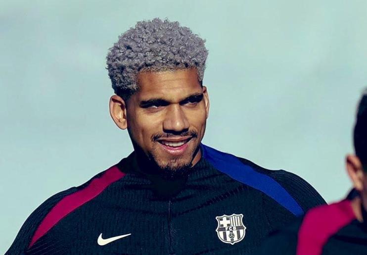 阿勞霍決心留巴薩奪主力，今夏或難離隊(duì)