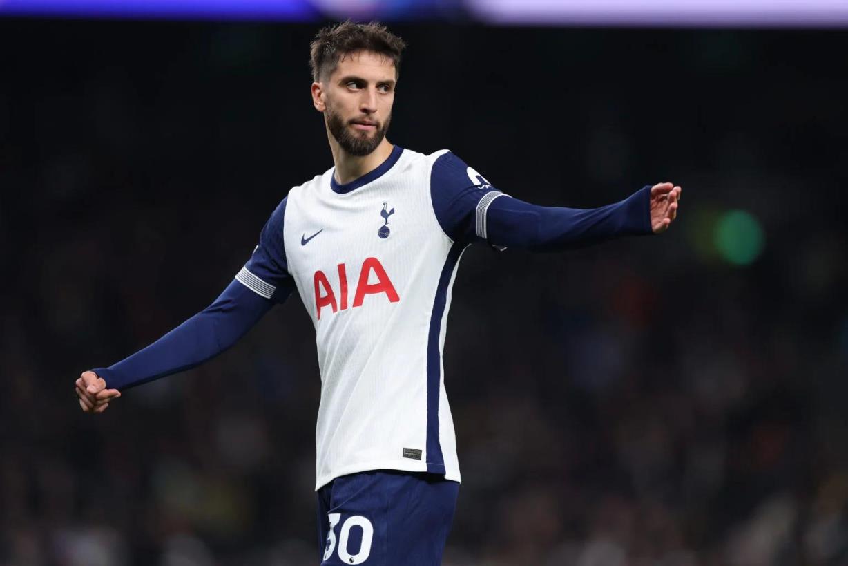 本坦庫(kù)爾續(xù)約熱刺，被視作未來隊(duì)長(zhǎng)人選