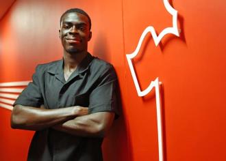 官方：南安普頓簽 down 霍芬海姆后衛(wèi)夸希，合約至2029年