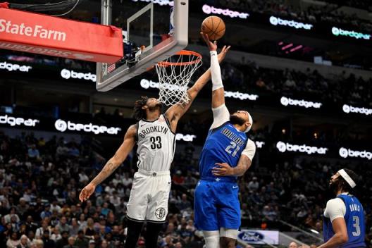 湖人內(nèi)線升級(jí)目標(biāo)：克拉克斯頓與加福德或成關(guān)鍵選擇