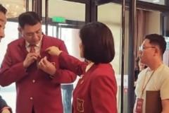 李昕：與鞏曉彬的緣分是彼此惺惺相惜，一個(gè)巴掌拍不響