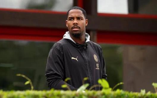 記者：米蘭若滿意報(bào)價(jià)，未必留下他