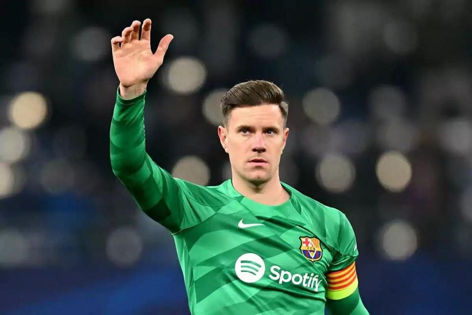 記者：特爾施特根不滿離隊傳聞，表示今夏不會離開巴薩