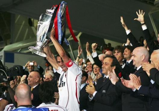 歐冠決賽出場(chǎng)次數(shù)排行榜：馬爾蒂尼與亨托并列領(lǐng)先