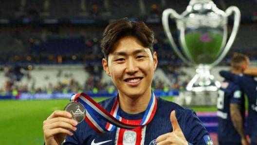 亞洲新星爭奪歐冠冠軍：李剛仁 vs 塔雷米？