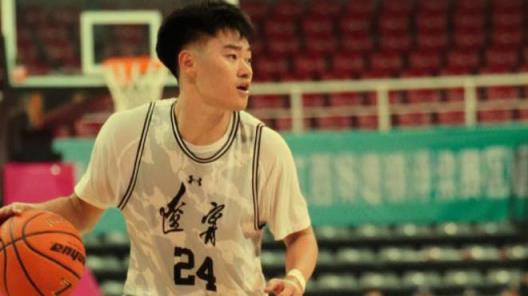 遼寧隊(duì)首發(fā)5人4人得分上雙1人最尷尬！王杰俊爭(zhēng)氣張峻豪穩(wěn)定