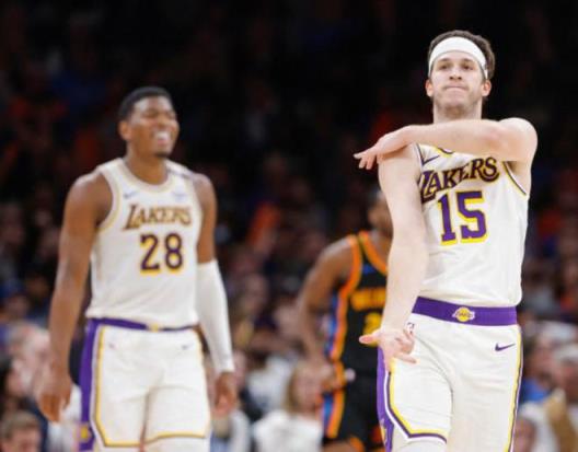 記者：湖人隊(duì)更傾向交易八村塁而非里夫斯