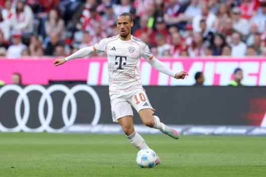 記者：薩內(nèi)經(jīng)紀(jì)人與列維關(guān)系密切，正推動(dòng)薩內(nèi)加盟熱刺