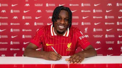 他來了，TA走了，樹上仍有人。