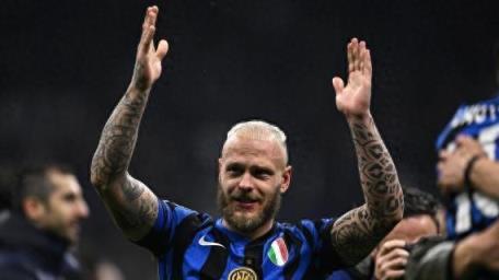 迪馬爾科賽后哽咽：巴薩半決賽后我哭了，內(nèi)心充滿難以言說的情感