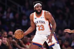 米切爾-羅賓遜首節(jié)高效表現(xiàn)：4中3獨得6分6板1斷1帽