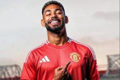 曼聯(lián)今夏首簽！官方確認(rèn)簽下庫(kù)尼亞，6250萬(wàn)鎊解約金分3期支付