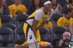 特納兩次提膝撞人卻均獲2罰，尼克斯球員心碎蛋疼事件曝光