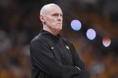 卡萊爾帶領(lǐng)不被看好的球隊(duì)奪冠11年 創(chuàng)造又一奇跡