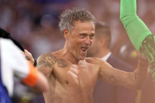 恩里克：巴黎值得歐冠冠軍，賽季初便瞄準創(chuàng)造歷史