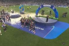 迪馬：巴黎球員捧杯時恩里克率先向國米球員鼓掌，展現(xiàn)極大尊重