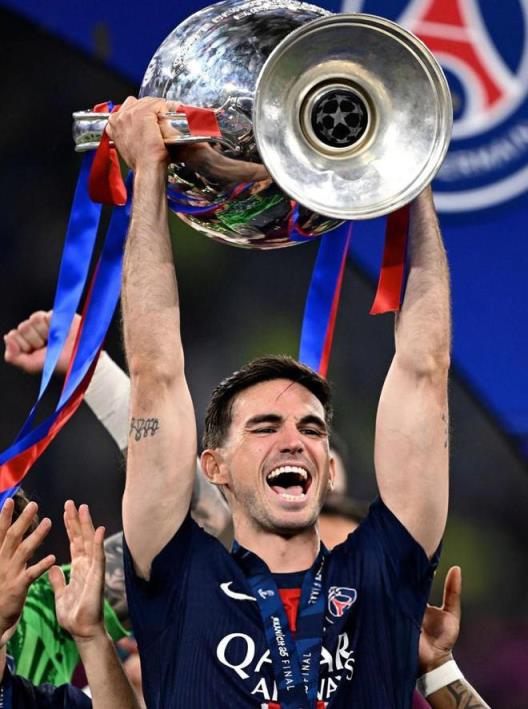 魯伊斯社交媒體慶祝巴黎首奪歐冠冠軍：使命完成