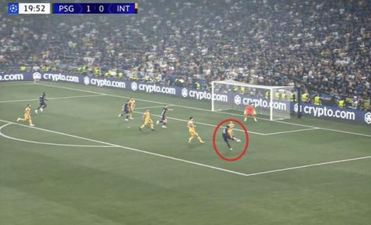 外媒：迪馬爾科半場表現(xiàn)糟糕，兩粒丟球皆需承擔責任