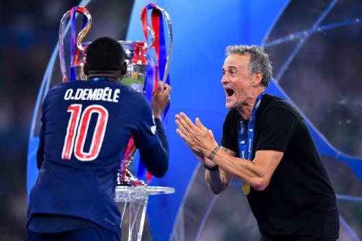 奪三冠王！巴黎圣日耳曼或?qū)M掃金球獎、金童獎與最佳教練獎項(xiàng)