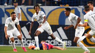 艱難取勝！洛杉磯銀河主場(chǎng)2-0皇家鹽湖城，迎來(lái)17輪聯(lián)賽首勝