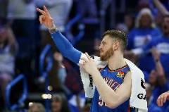 哈滕：球隊(duì)真正團(tuán)結(jié)，彼此支持令人欣慰