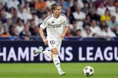 意天空：米蘭為莫德里奇提供1年合同及世界杯前主力位置機(jī)會(huì)