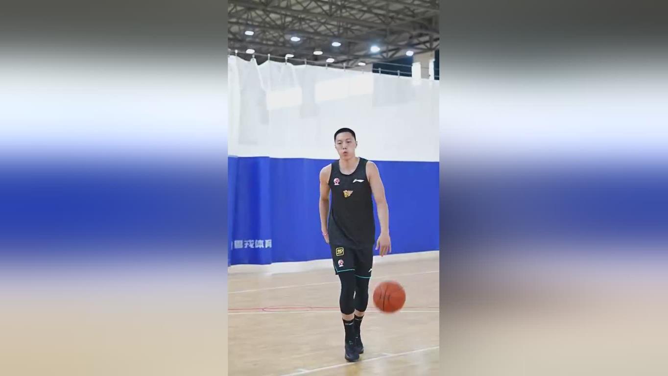 廣東男籃發(fā)布封閉集訓(xùn)視頻：二沙集訓(xùn)正式開啟