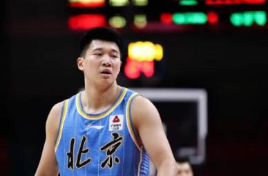 北京男籃三人入選集訓(xùn)隊(duì)已許久未見(jiàn)，雷蒙上次入選追溯至六年前